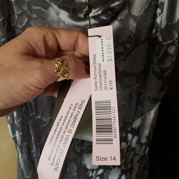 Georgous Dress bought in Dubai, NWT size 14 - Picture 7 of 7